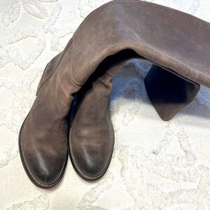 Danibkack tall tan boots 8.5